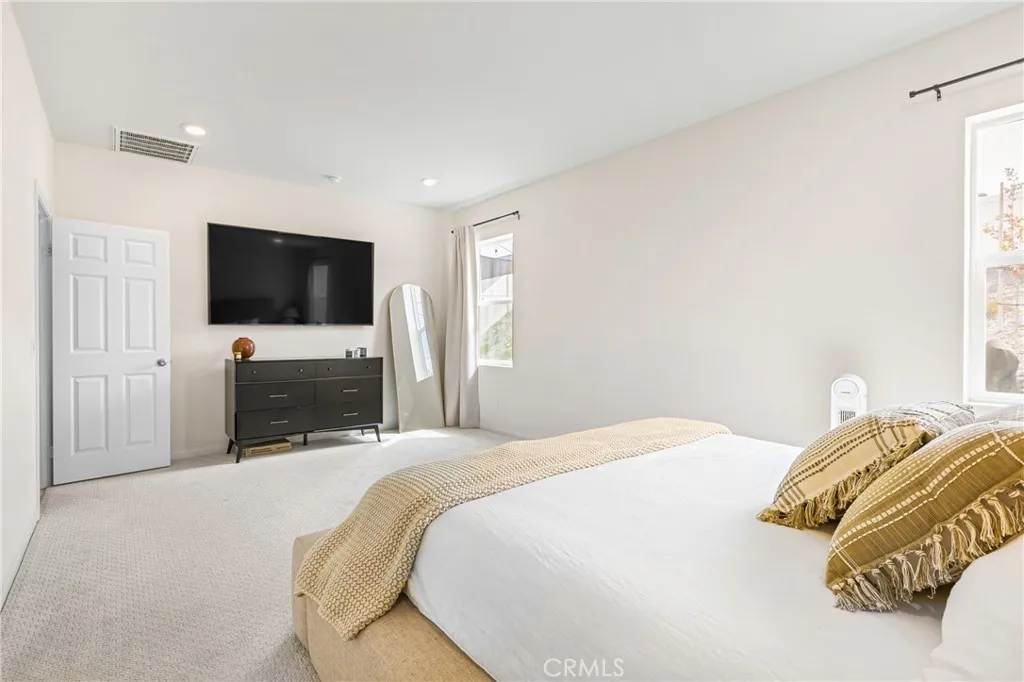 7728 Caroline Court, Highgrove, California 92507 home-pic-15