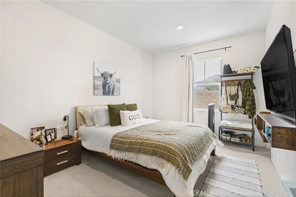 7728 Caroline Court, Highgrove, California 92507 home-pic-22