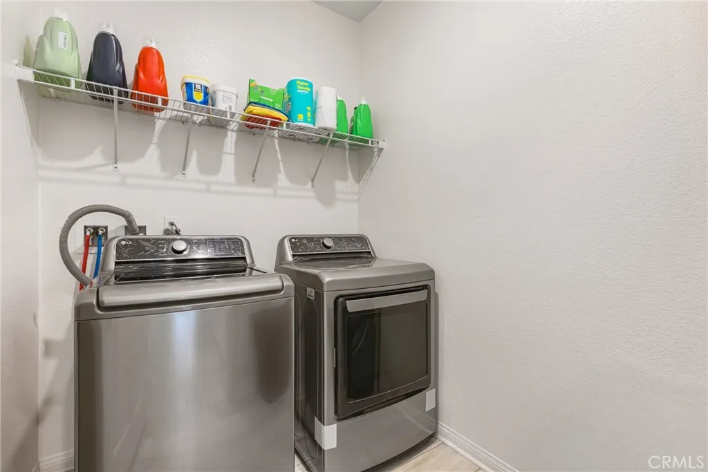 7728 Caroline Court, Highgrove, California 92507 home-pic-25