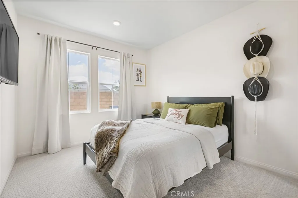 7728 Caroline Court, Highgrove, California 92507 home-pic-20