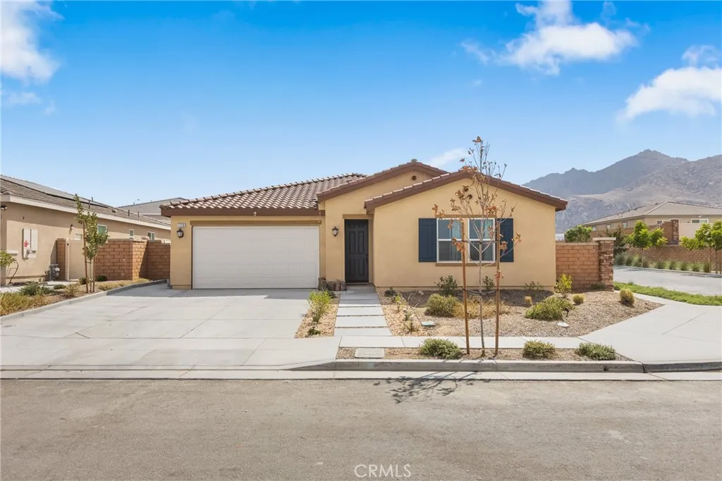 7728 Caroline Court, Highgrove, California 92507 home-pic-0