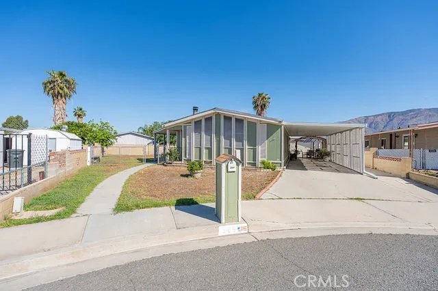 209 Flora Vista, San Jacinto, California 92582