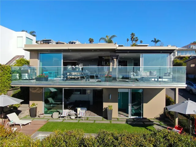 1088 Del Mar Avenue, Laguna Beach, California 92651