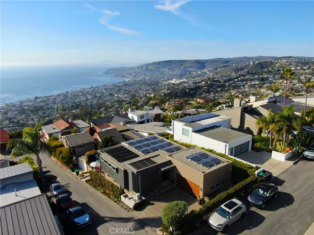 1088 Del Mar Avenue, Laguna Beach, California 92651