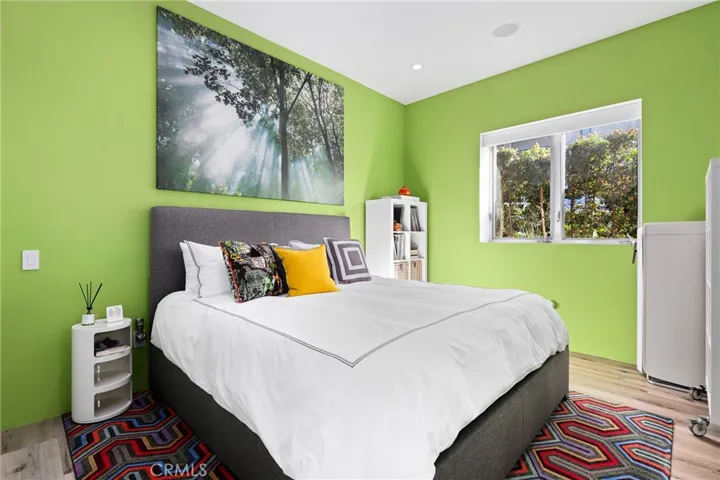 1088 Del Mar Avenue, Laguna Beach, California 92651