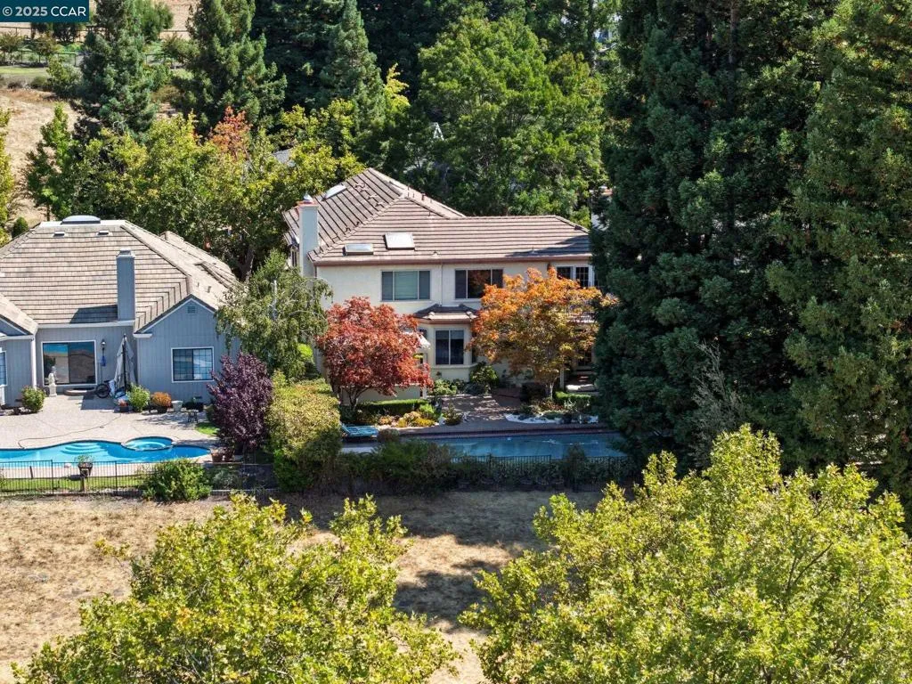 4355 Quail Run Ln, Danville, California 94506 home-pic-58