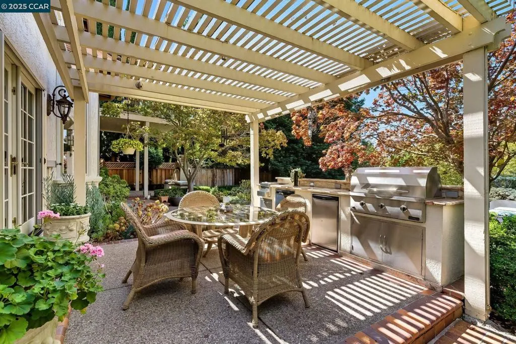 4355 Quail Run Ln, Danville, California 94506 home-pic-49