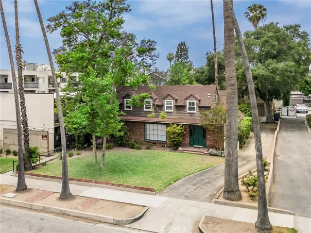 467 S. El Molino Avenue, Pasadena, California 91101