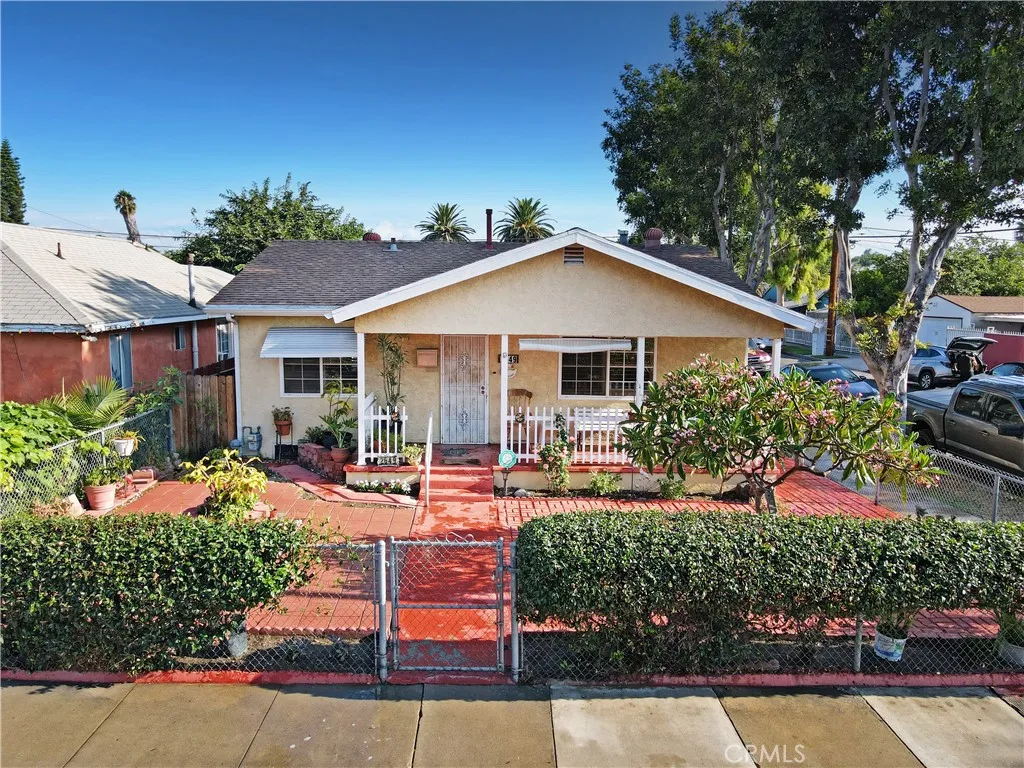 2649 111th Street, Lynwood, California 90262 home-pic-0