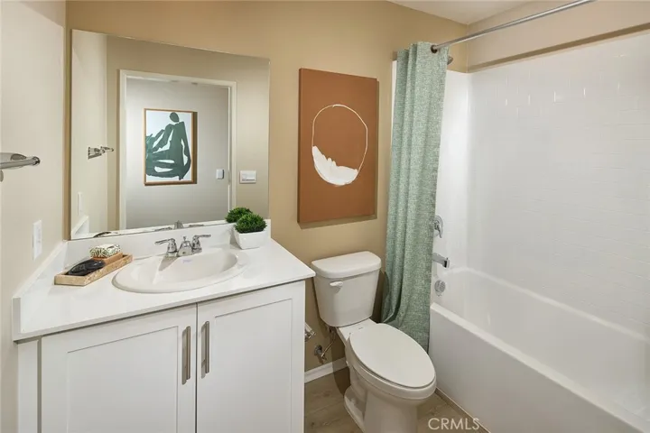 MODEL HOME