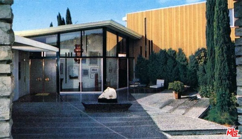 2859 Coldwater Canyon Drive, Beverly Hills, California 90210 home-pic-1