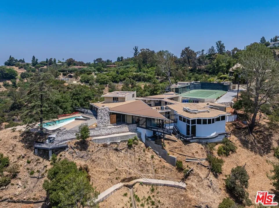 2859 Coldwater Canyon Drive, Beverly Hills, California 90210 home-pic-5