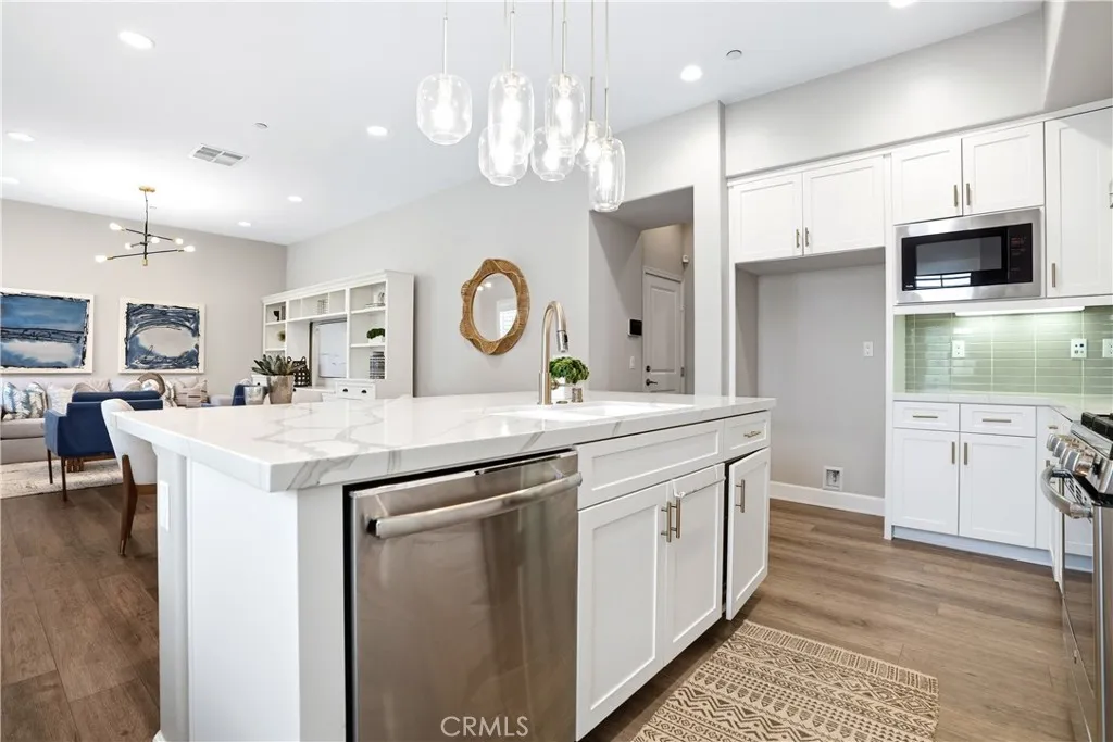 52 Promesa Avenue, Rancho Mission Viejo, California 92694 home-pic-10