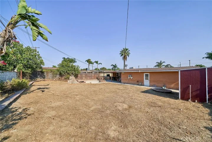 1113 Brewster Dr, Pomona, California 91767