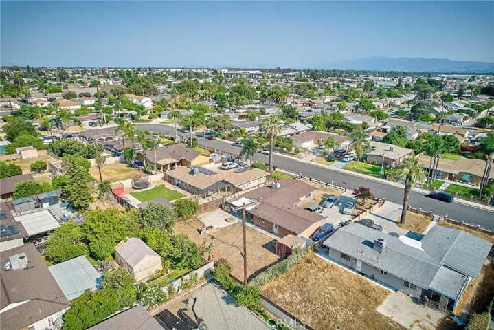 1113 Brewster Dr, Pomona, California 91767