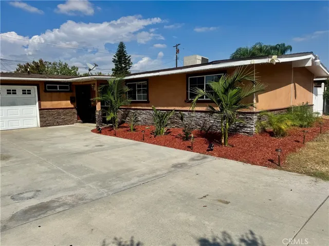 1113 Brewster Dr, Pomona, California 91767