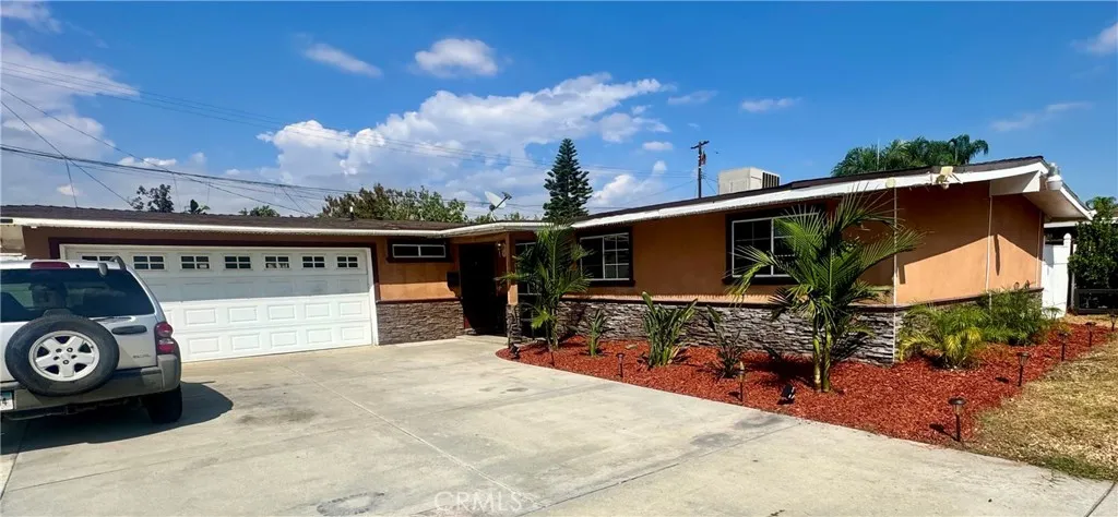 1113 Brewster Dr, Pomona, California 91767