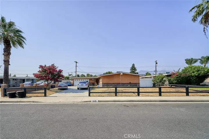 1113 Brewster Dr, Pomona, California 91767