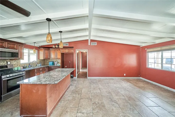 1113 Brewster Dr, Pomona, California 91767