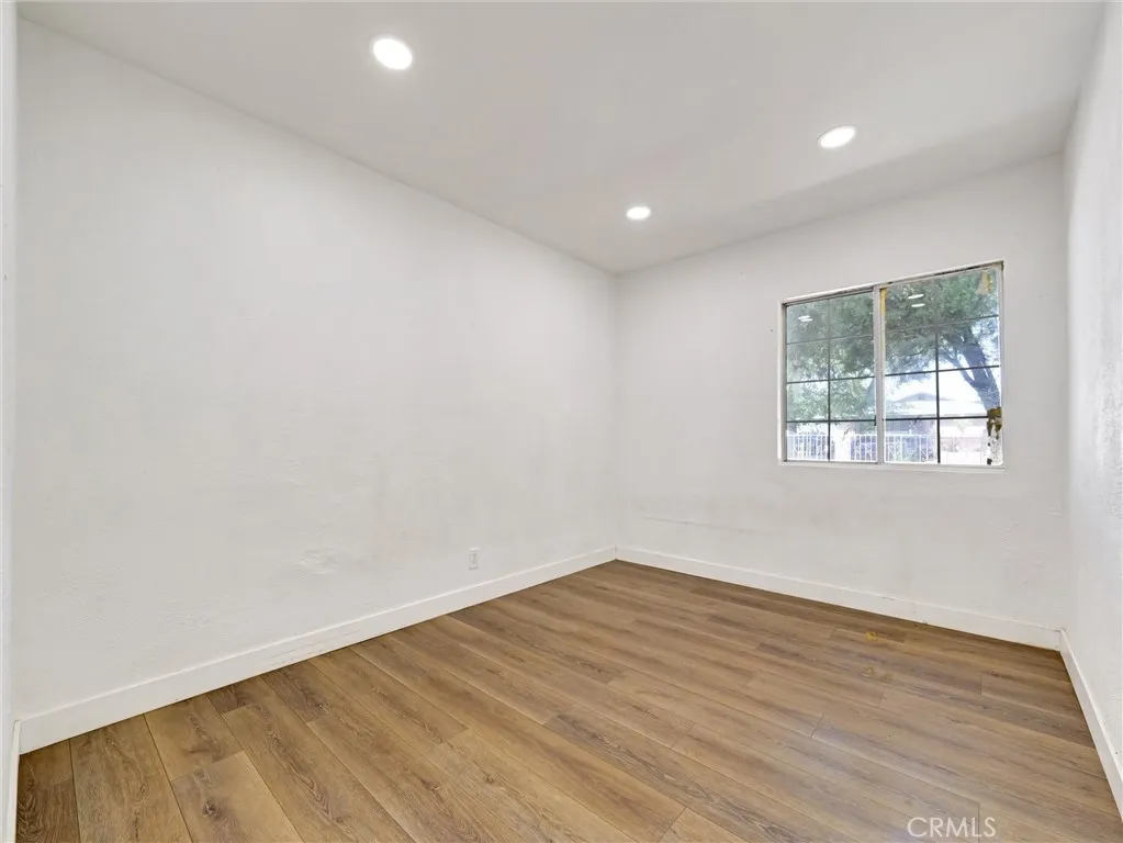 2247 W Court, San Bernardino, California 92410 home-pic-18