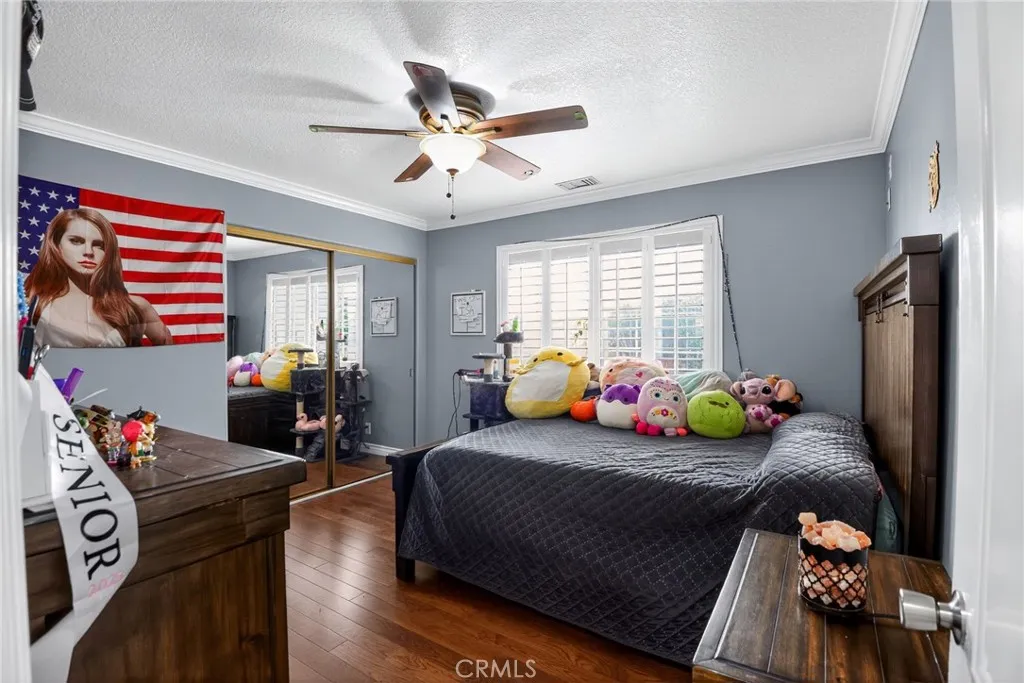 8316 Cherokee Drive, Downey, California 90241 home-pic-16