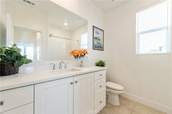 243 Yerba, Irvine, California 92618