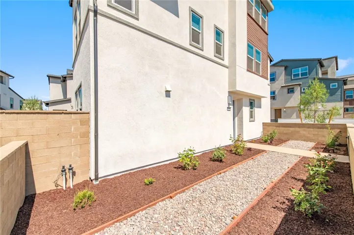 243 Yerba, Irvine, California 92618