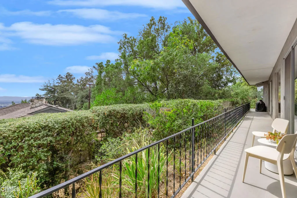 2065 Liliano Drive, Sierra Madre, California 91024 home-pic-21