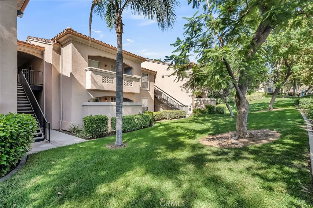 375 Central Avenue 83, Riverside, California 92507 home-pic-25