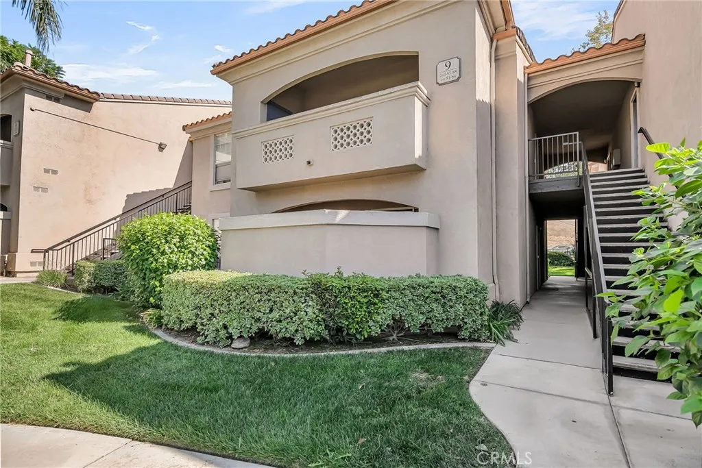 375 Central Avenue 83, Riverside, California 92507 home-pic-0