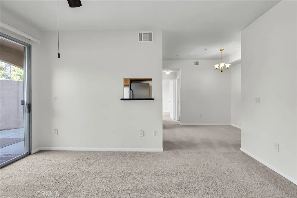 375 Central Avenue 83, Riverside, California 92507 home-pic-9
