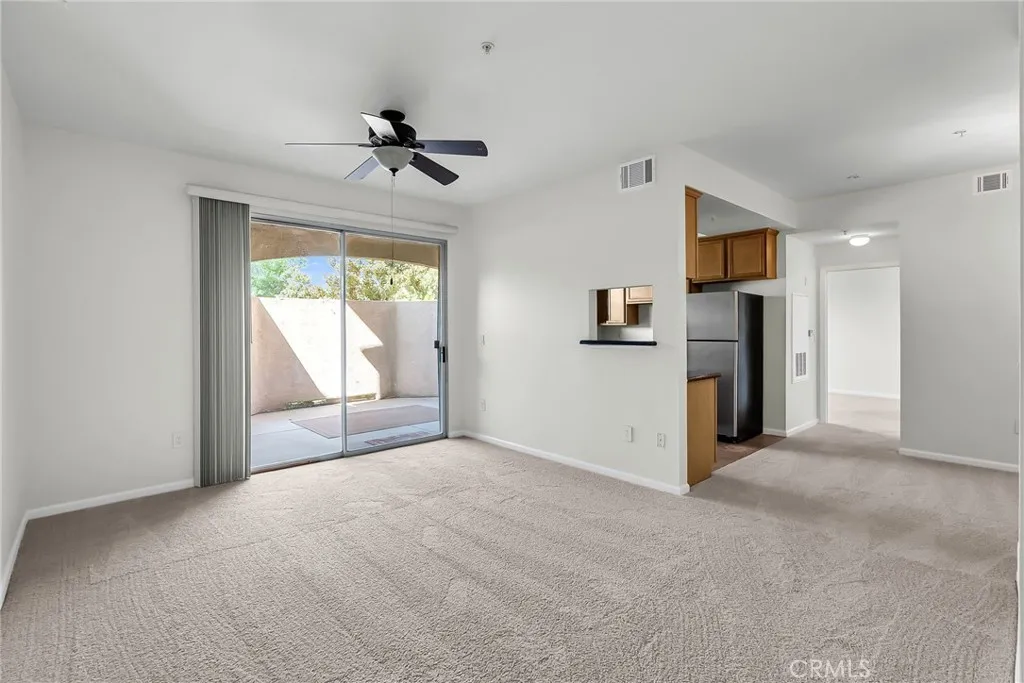 375 Central Avenue 83, Riverside, California 92507 home-pic-1