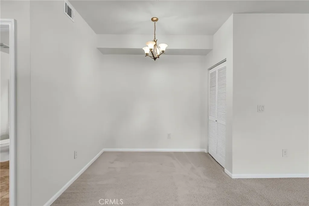 375 Central Avenue 83, Riverside, California 92507 home-pic-11