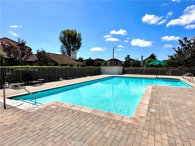 14 Vercelli, Irvine, California 92620