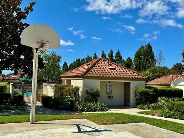 14 Vercelli, Irvine, California 92620