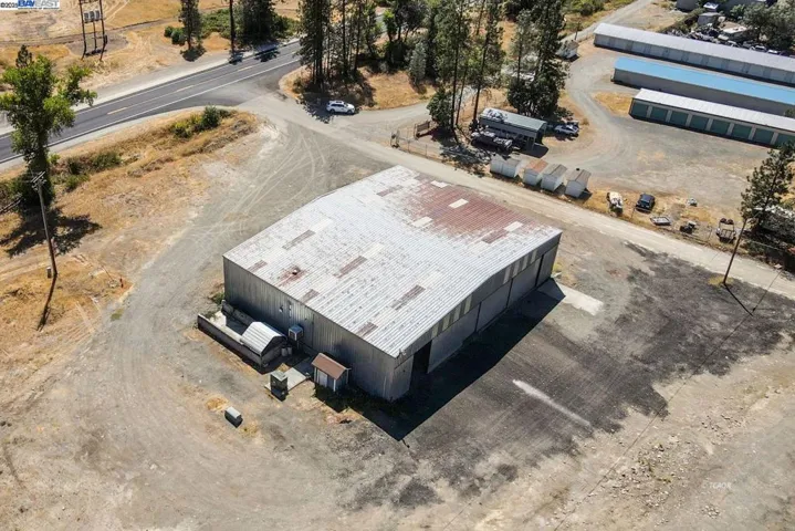 30661 State Hwy 3, Douglas City, California 96024