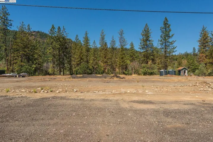 30661 State Hwy 3, Douglas City, California 96024