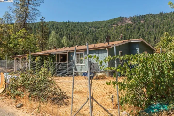 30661 State Hwy 3, Douglas City, California 96024