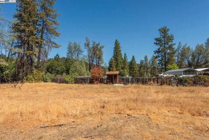 30661 State Hwy 3, Douglas City, California 96024