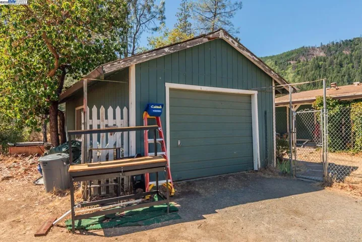 30661 State Hwy 3, Douglas City, California 96024