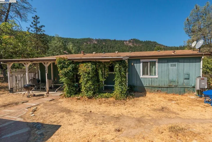 30661 State Hwy 3, Douglas City, California 96024