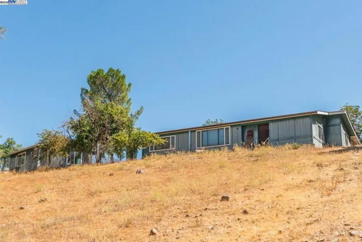30661 State Hwy 3, Douglas City, California 96024