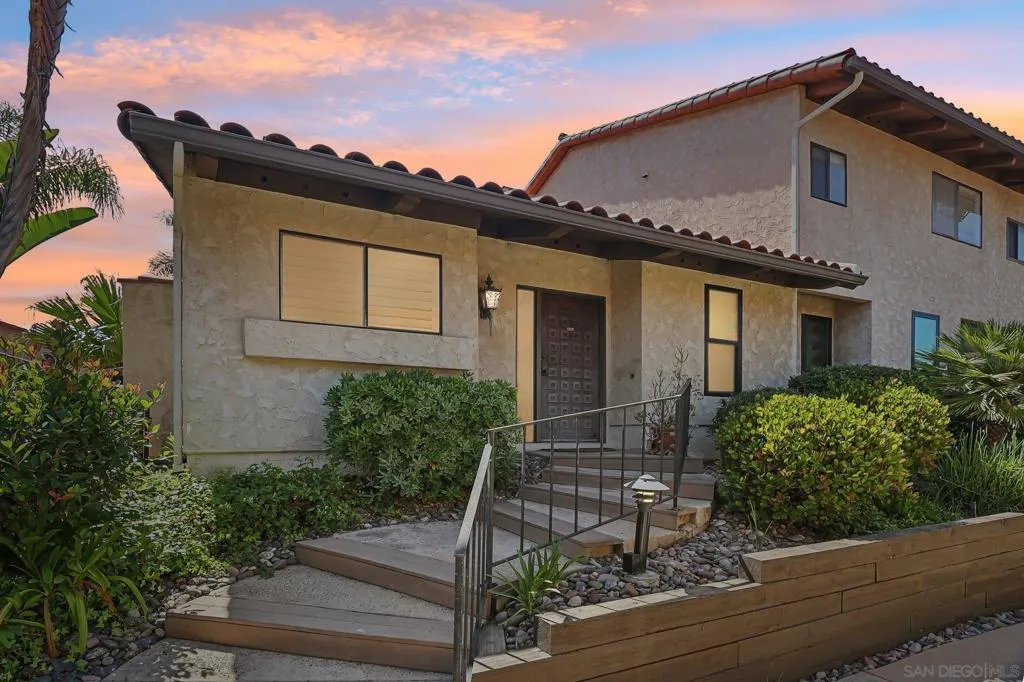 1933 Alga Road C, Carlsbad, California 92009 home-pic-2