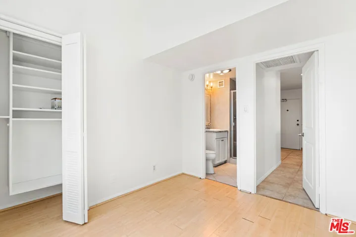 10787 Wilshire Boulevard 702, Los Angeles, California 90024