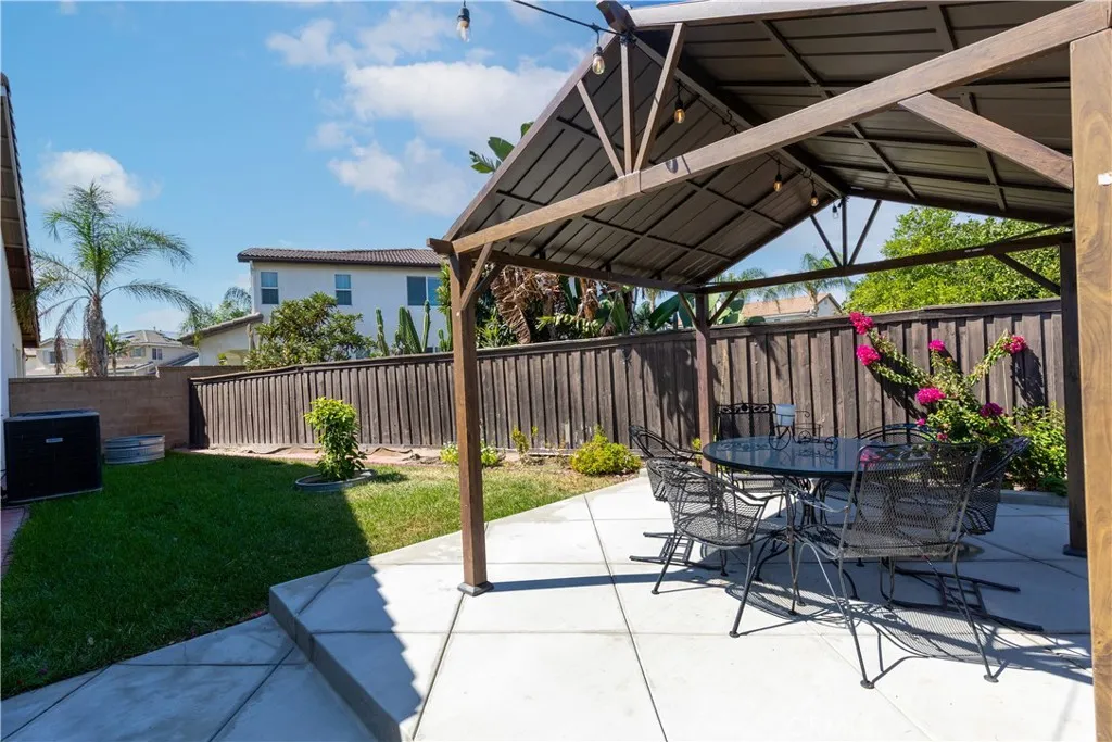 6356 Fern Court, Eastvale, California 92880 home-pic-31