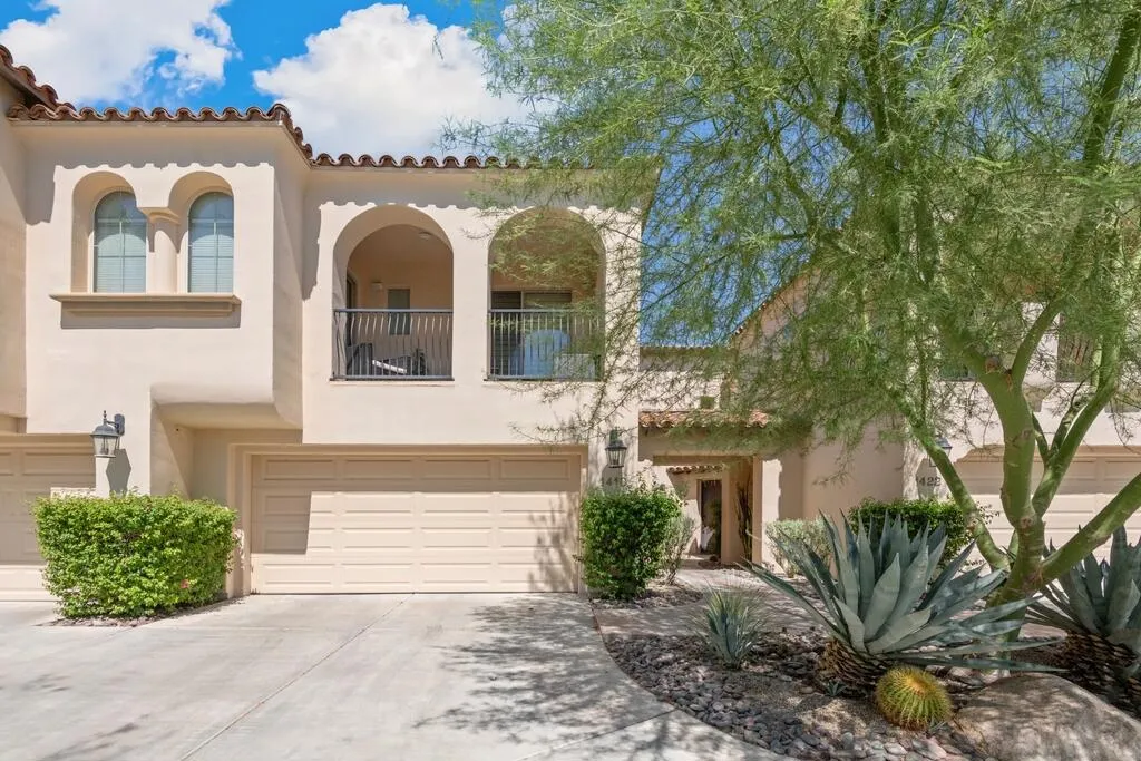 1410 Yermo Drive N Unit  home-pic-19