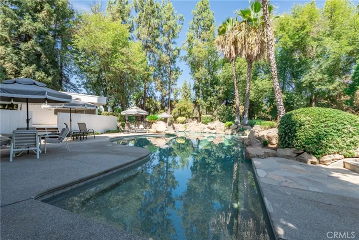 5287 N Sequoia Drive, Fresno, California 93711