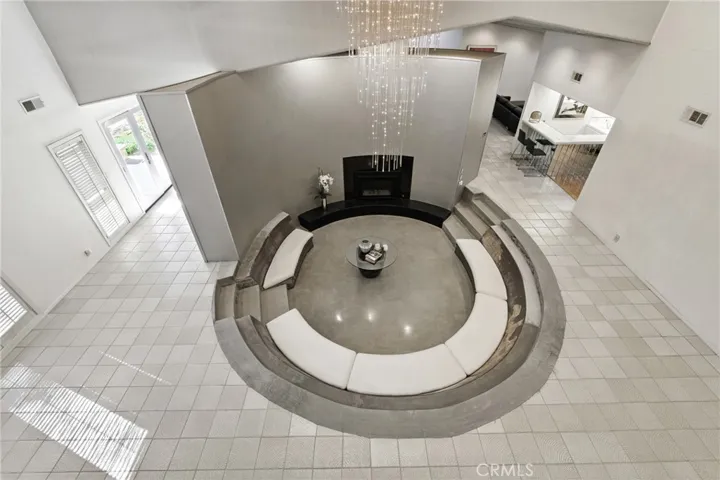 5287 N Sequoia Drive, Fresno, California 93711