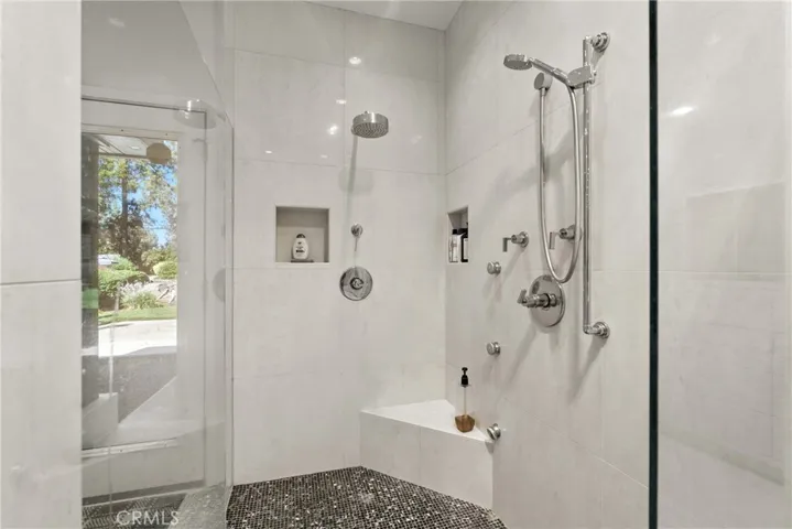 5287 N Sequoia Drive, Fresno, California 93711