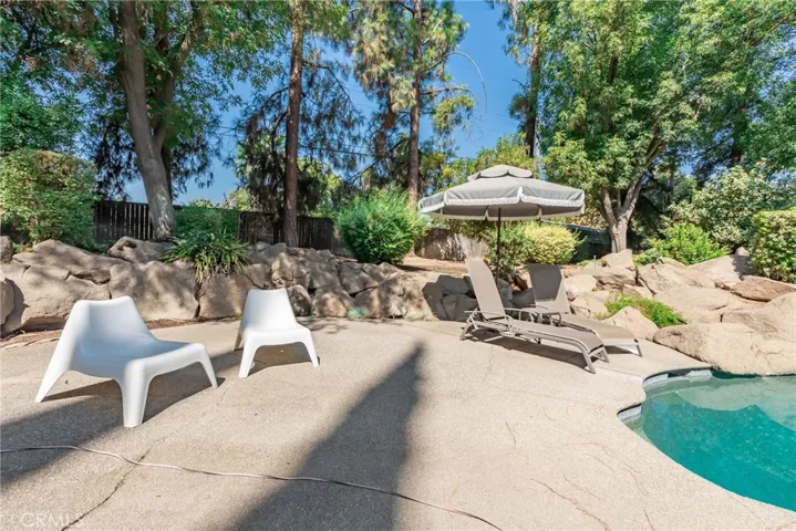 5287 N Sequoia Drive, Fresno, California 93711